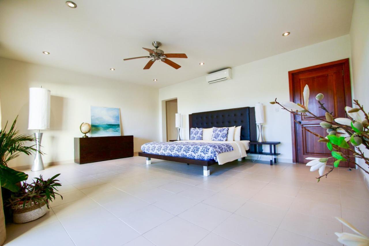 The Hideaway At Hughes Point Freetown Village Exterior foto