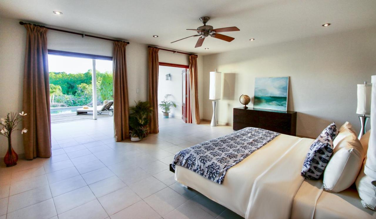 The Hideaway At Hughes Point Freetown Village Exterior foto