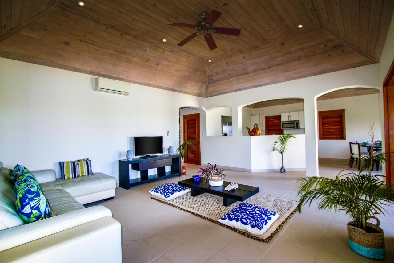 The Hideaway At Hughes Point Freetown Village Exterior foto